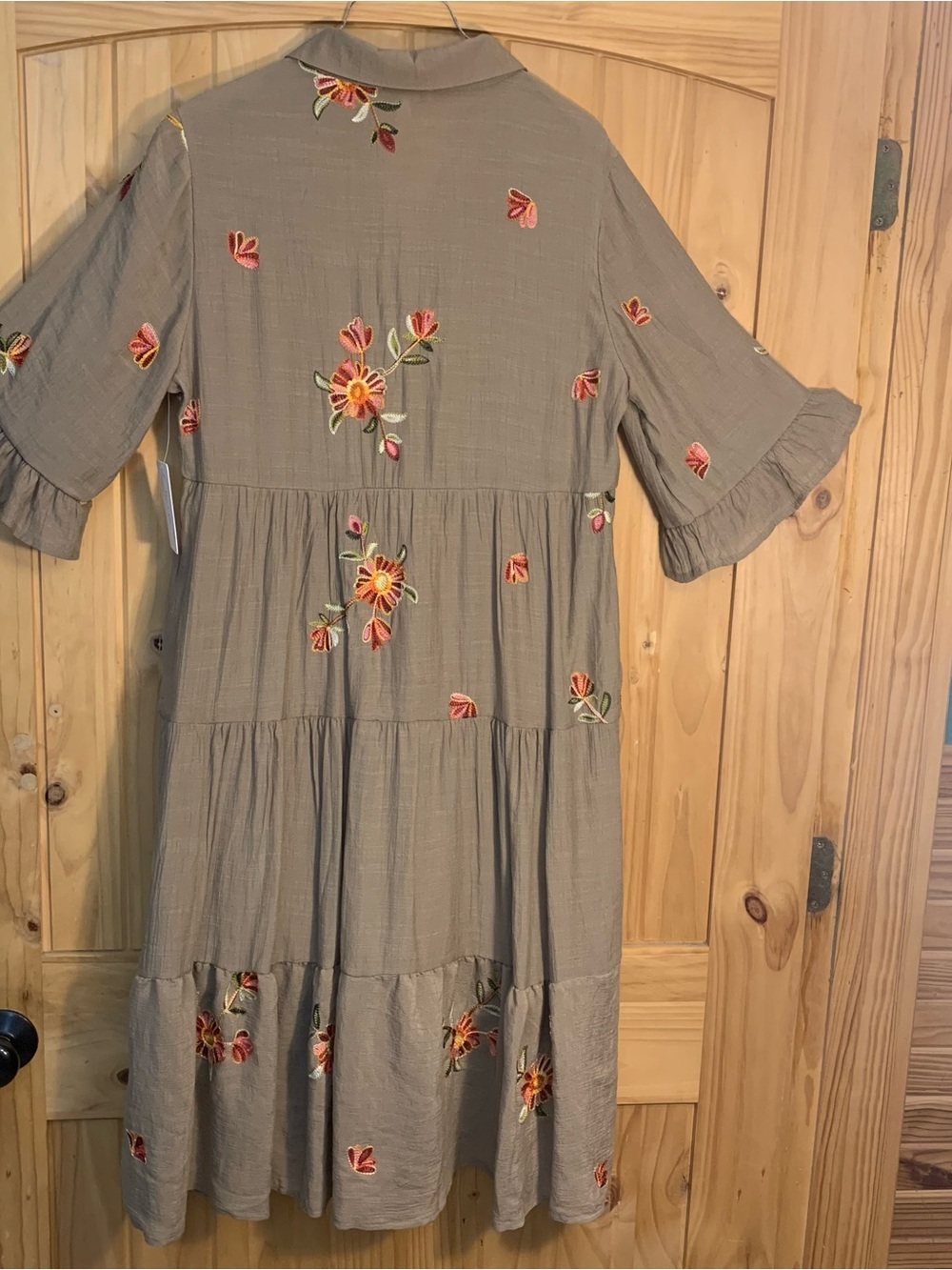 NWT Fig & Flower Women’s M Tiered Embroidered Smocked Ruffled Romantic Dress - Picture 2 of 13